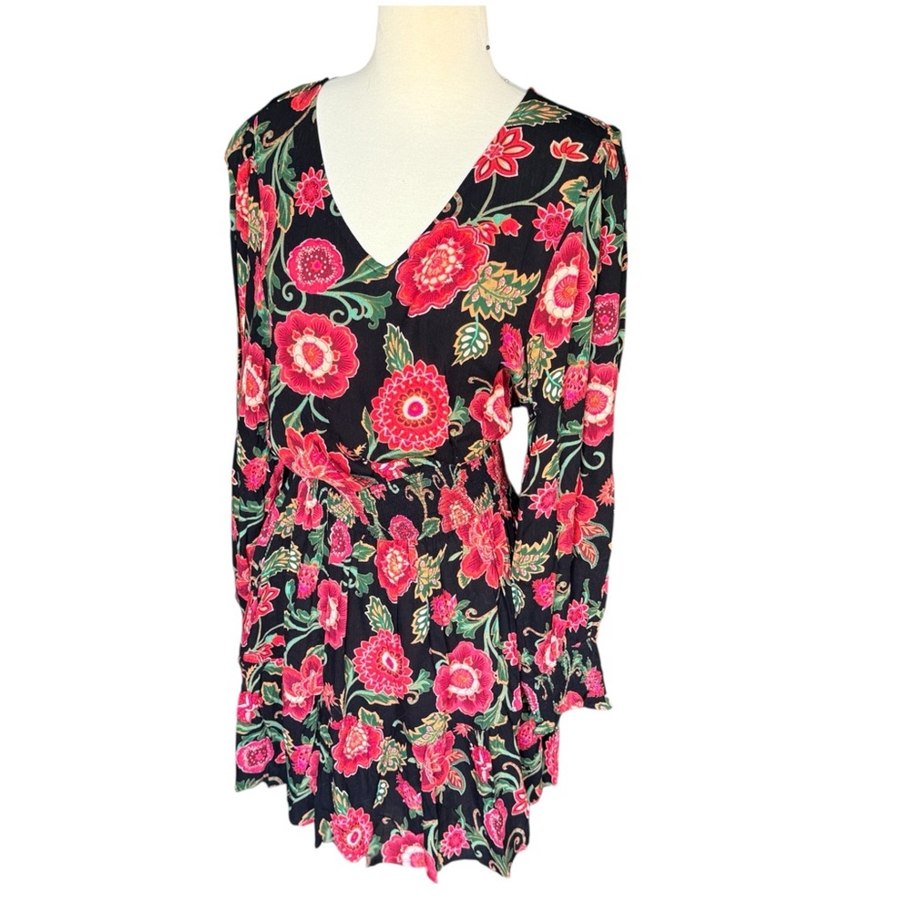 FLASH SALE TODAY ONLY EASEL FLORAL DRESS, S